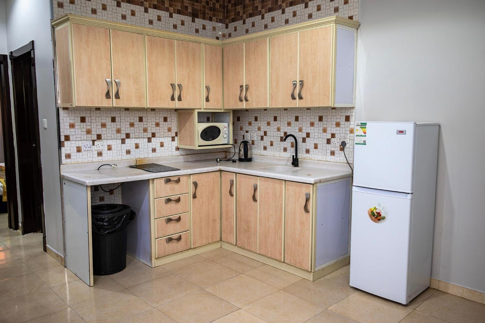 Ahlin Serviced Apartments Rijád Kültér fotó